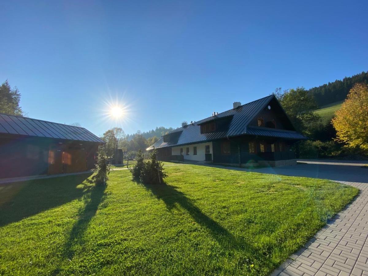 Velké Karlovice Ubytovani Polansky Dvur מראה חיצוני תמונה